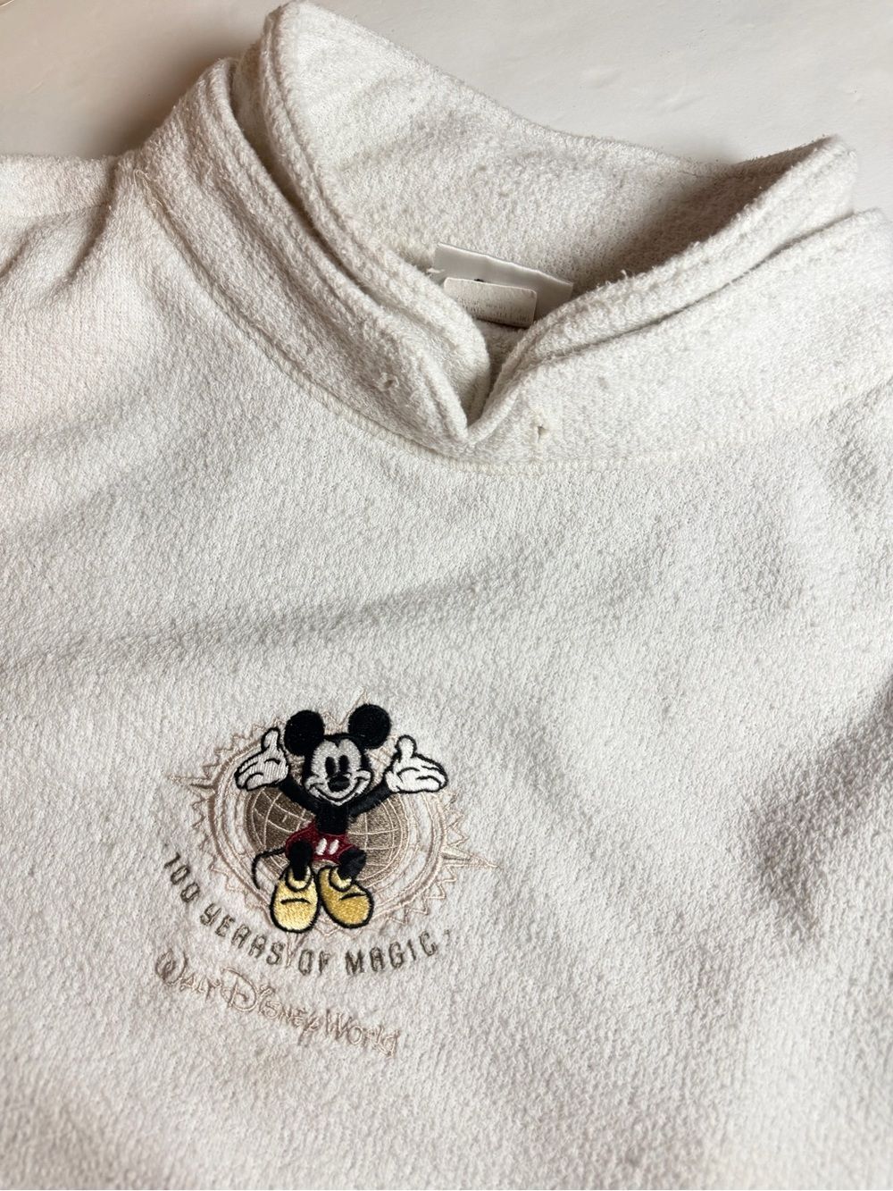 Vintage Walt Disney World Mickey Mouse Fleece Pullover Sweatshirt Medium Cream